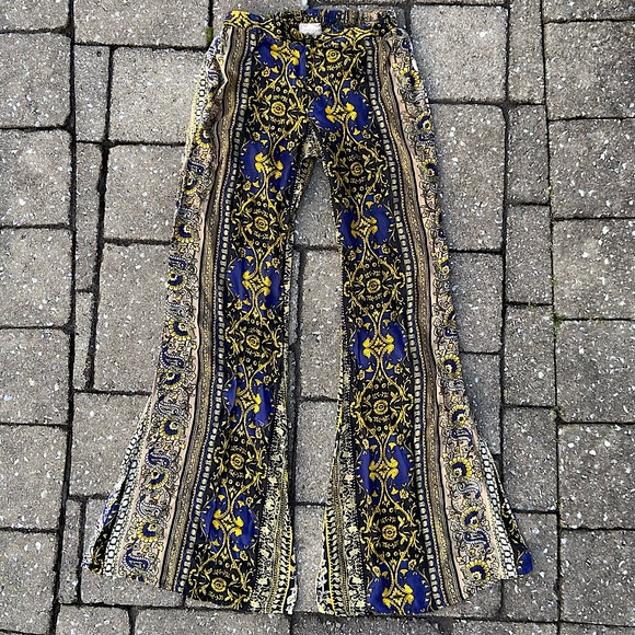 Band of gypsies bell bottoms - Picture 2 of 9